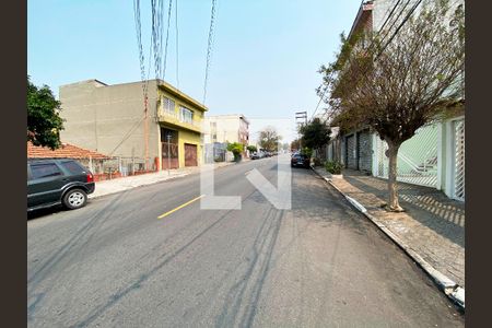 Casa à venda com 94m², 3 quartos e 3 vagas Casa à venda com 94m², 3 quartos e 3 vagasVista da Rua