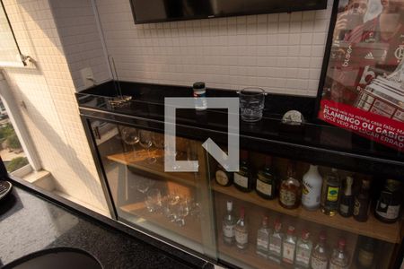 Apartamento para alugar com 85m², 2 quartos e 1 vagaVaranda