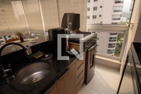 Apartamento para alugar com 85m², 2 quartos e 1 vagaVaranda