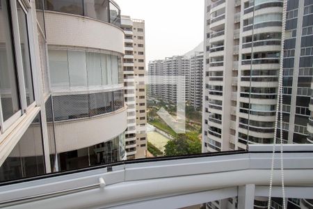 Apartamento para alugar com 85m², 2 quartos e 1 vagaVaranda