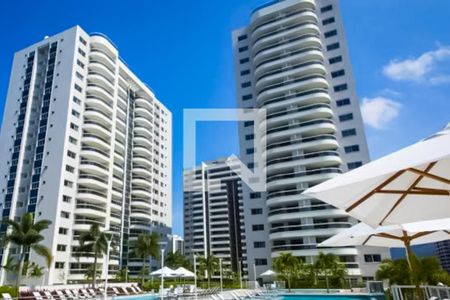 Apartamento para alugar com 85m², 2 quartos e 1 vagaFachada