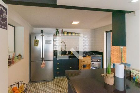 Casa à venda com 299m², 2 quartos e 2 vagasCozinha