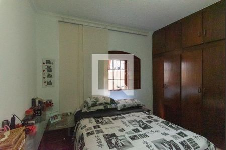 Casa à venda com 210m², 2 quartos e 4 vagasSuíte