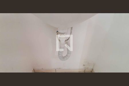 Apartamento à venda com 50m², 2 quartos e 1 vaga Apartamento à venda com 50m², 2 quartos e 1 vagaBanheiro