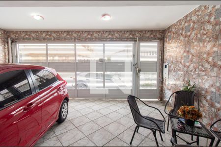 Casa à venda com 120m², 4 quartos e 3 vagas Casa à venda com 120m², 4 quartos e 3 vagasGaragem