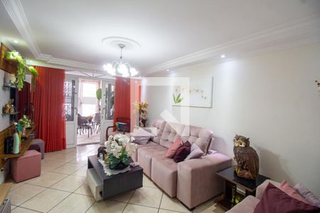 Sala de casa à venda com 4 quartos, 120m² em Metalúrgicos, Osasco