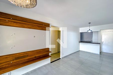 Apartamento para alugar com 77m², 3 quartos e 2 vagasSala