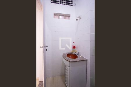 Studio para alugar com 30m², 1 quarto e sem vaga Studio para alugar com 30m², 1 quarto e sem vagaBanheiro