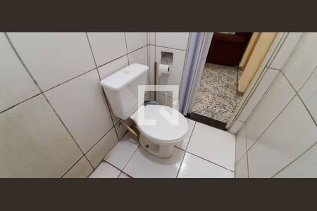 Casa à venda com 99m², 2 quartos e 1 vagaBanheiro