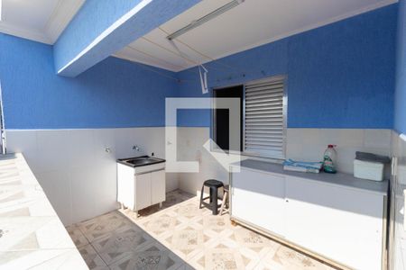 Casa para alugar com 200m², 3 quartos e 2 vagas Casa para alugar com 200m², 3 quartos e 2 vagasLavanderia