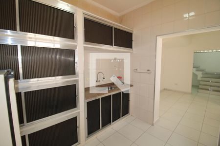 Casa para alugar com 151m², 3 quartos e 2 vagasCozinha