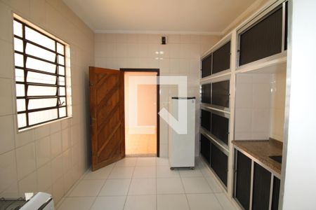 Casa para alugar com 151m², 3 quartos e 2 vagasCozinha