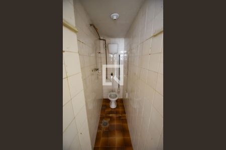 Apartamento à venda com 30m², 1 quarto e 1 vaga Apartamento à venda com 30m², 1 quarto e 1 vagaBanheiro de serviço
