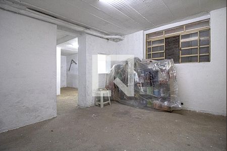 Casa à venda com 160m², 2 quartos e 1 vagaDepósito