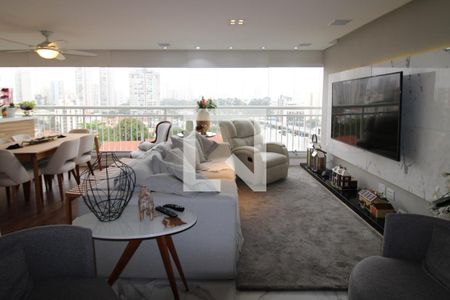 Sala de apartamento à venda com 3 quartos, 120m² em Santa Teresinha, São Paulo