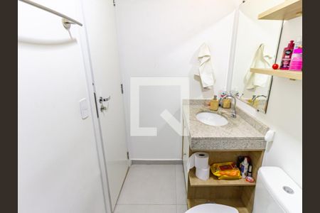 Apartamento à venda com 50m², 2 quartos e sem vaga Apartamento à venda com 50m², 2 quartos e sem vagaBanheiro