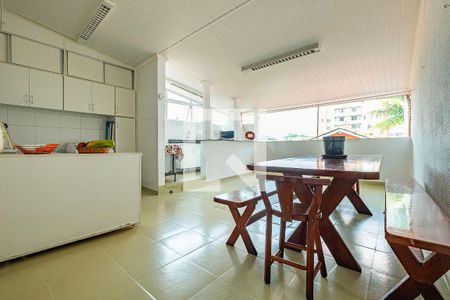 Casa à venda com 280m², 3 quartos e 2 vagasÁrea de Serviço