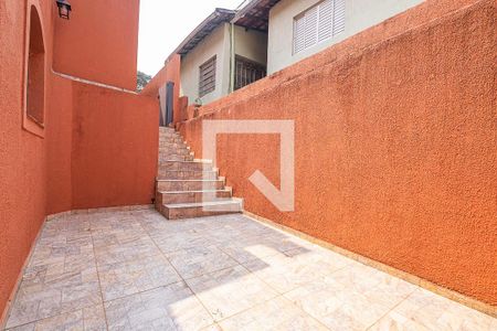 Casa à venda com 280m², 3 quartos e 2 vagasQuintal