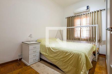 Casa à venda com 280m², 3 quartos e 2 vagasQuarto 3