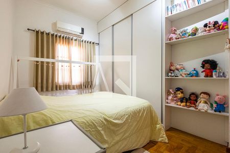 Casa à venda com 280m², 3 quartos e 2 vagasQuarto 3