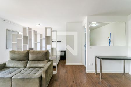 Sala de apartamento para alugar com 1 quarto, 42m² em Jardim das Acácias, São Paulo