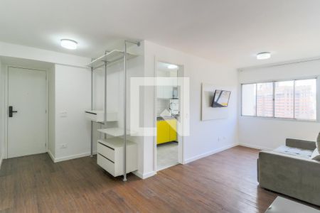Sala de apartamento para alugar com 1 quarto, 42m² em Jardim das Acácias, São Paulo