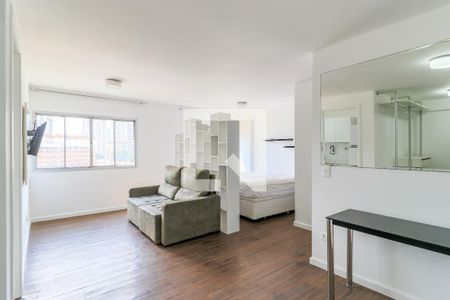 Sala de apartamento para alugar com 1 quarto, 42m² em Jardim das Acácias, São Paulo