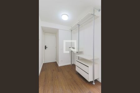 Sala de apartamento para alugar com 1 quarto, 42m² em Jardim das Acácias, São Paulo