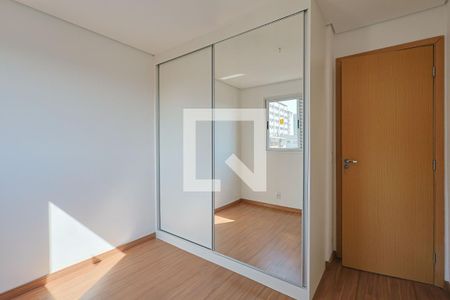Apartamento à venda com 140m², 3 quartos e 4 vagasSuíte 2