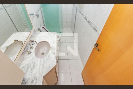 Casa à venda com 342m², 4 quartos e 8 vagasBanheiro da Suíte