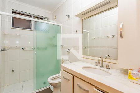 Casa à venda com 342m², 4 quartos e 8 vagasBanheiro