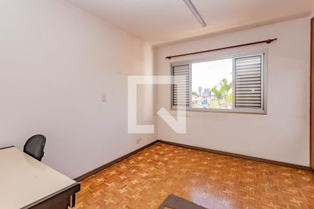 Casa à venda com 342m², 4 quartos e 8 vagasQuarto 2