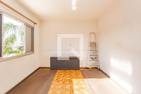 Casa à venda com 342m², 4 quartos e 8 vagasSuíte