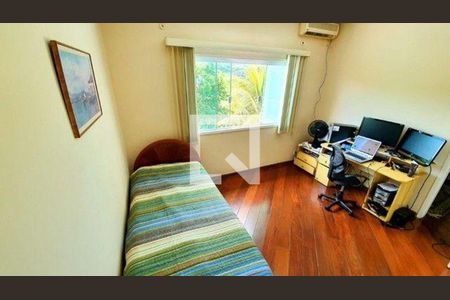 Casa à venda com 6 quartos, 299m² em Matapaca, Niterói