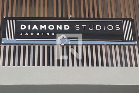 Studio à venda com 40m², 1 quarto e sem vaga Studio à venda com 40m², 1 quarto e sem vagaFachada