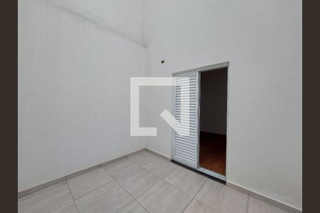 Quintal de kitnet/studio para alugar com 1 quarto, 30m² em Jardim Consorcio, São Paulo