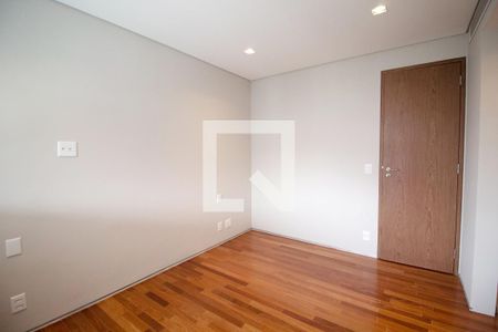 Apartamento à venda com 215m², 2 quartos e 3 vagasSuíte 2