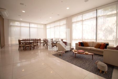 Apartamento à venda com 215m², 2 quartos e 3 vagasÁrea comum - Salão de festas