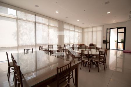 Apartamento à venda com 215m², 2 quartos e 3 vagasÁrea comum - Salão de festas