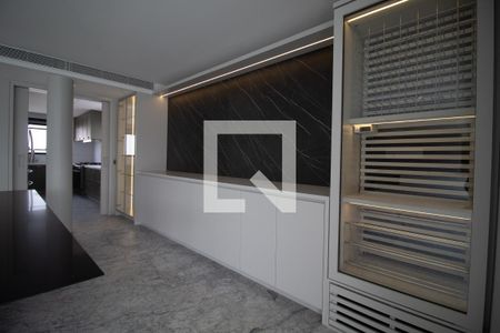 Apartamento à venda com 215m², 2 quartos e 3 vagasSala