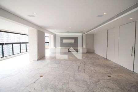 Apartamento à venda com 215m², 2 quartos e 3 vagasSala