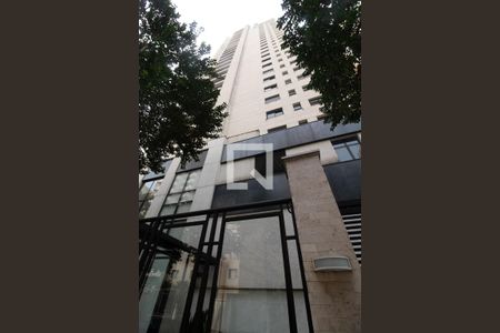 Apartamento à venda com 215m², 2 quartos e 3 vagasFachada