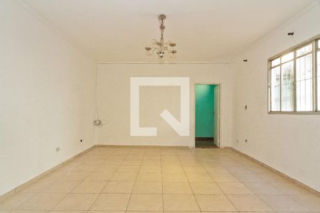 Casa à venda com 240m², 5 quartos e 5 vagasCasa 2 - Sala