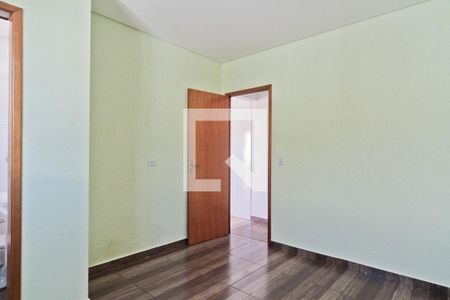 Casa à venda com 240m², 5 quartos e 5 vagasSuíte 2