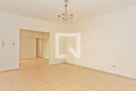 Casa à venda com 240m², 5 quartos e 5 vagasCasa 2 - Sala