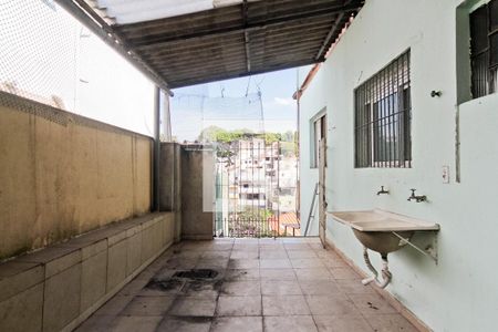 Casa à venda com 240m², 5 quartos e 5 vagasCasa 2 - Área de serviço