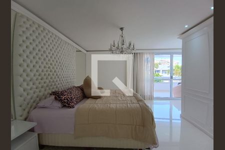 Casa de condomínio à venda com 600m², 5 quartos e 2 vagasSuíte 1