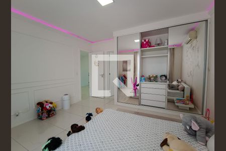 Casa de condomínio à venda com 600m², 5 quartos e 2 vagasSuíte 2