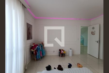 Casa de condomínio à venda com 600m², 5 quartos e 2 vagasSuíte 2