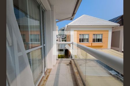 Casa de condomínio à venda com 600m², 5 quartos e 2 vagasSacada da Suíte 3